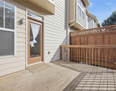 865 Commonwealth Avenue Se - Photo Thumbnail 31