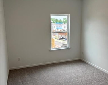 407 Nix Lane - Photo Thumbnail 29