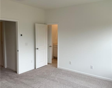 407 Nix Lane - Photo Thumbnail 20