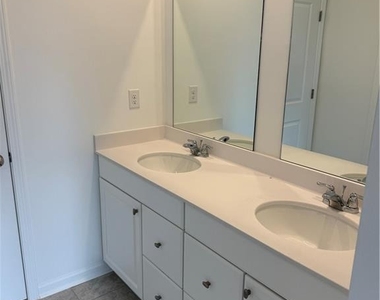 407 Nix Lane - Photo Thumbnail 23