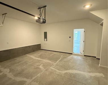 407 Nix Lane - Photo Thumbnail 36