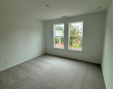 407 Nix Lane - Photo Thumbnail 25
