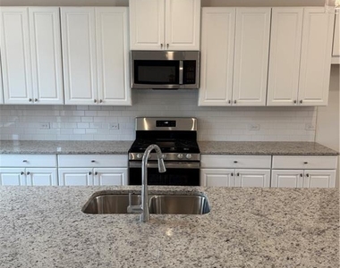 407 Nix Lane - Photo Thumbnail 12
