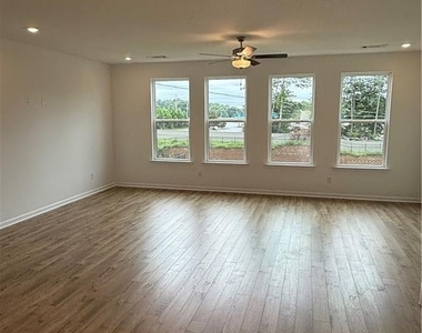 407 Nix Lane - Photo Thumbnail 17