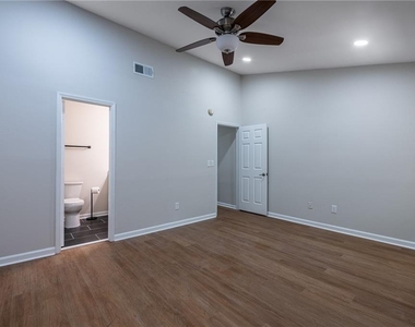 3994 Elm Street - Photo Thumbnail 17