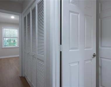 3994 Elm Street - Photo Thumbnail 11