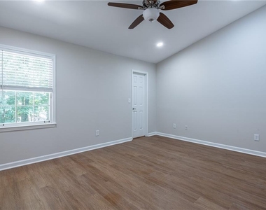 3994 Elm Street - Photo Thumbnail 16