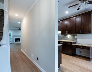 3994 Elm Street - Photo Thumbnail 4