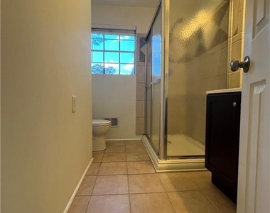6695 Courtney Drive - Photo Thumbnail 14