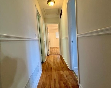 6695 Courtney Drive - Photo Thumbnail 8