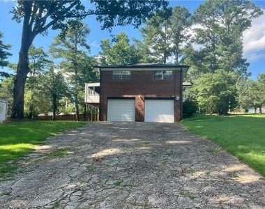 6695 Courtney Drive - Photo Thumbnail 17