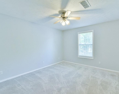 1904 Country Park Drive Se - Photo Thumbnail 14