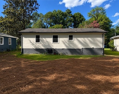 2862 Argyle Drive - Photo Thumbnail 17