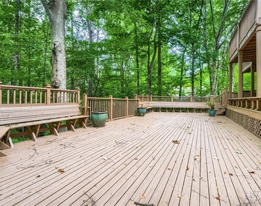 570 Idlewood Drive Nw - Photo Thumbnail 10