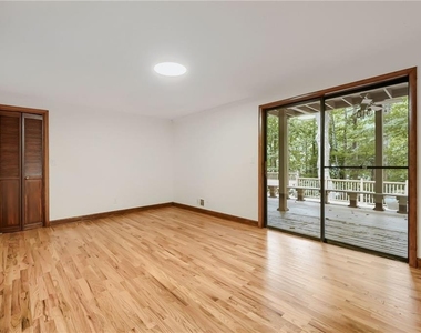 570 Idlewood Drive Nw - Photo Thumbnail 21