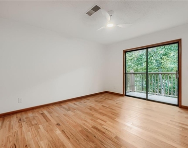 570 Idlewood Drive Nw - Photo Thumbnail 24