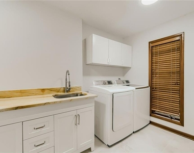 570 Idlewood Drive Nw - Photo Thumbnail 16