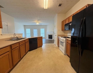644 Kenridge Drive - Photo Thumbnail 4