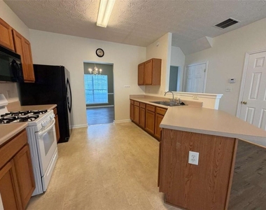 644 Kenridge Drive - Photo Thumbnail 5