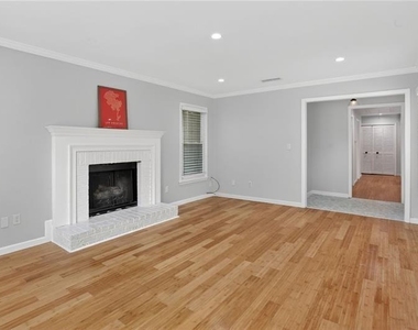 1929 Cooper Landing Drive Se - Photo Thumbnail 11
