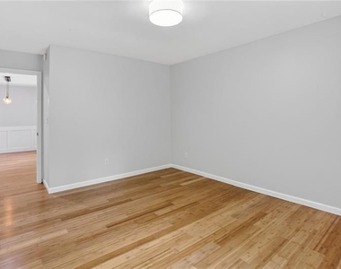 1929 Cooper Landing Drive Se - Photo Thumbnail 16