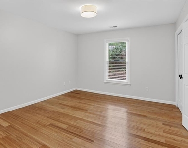 1929 Cooper Landing Drive Se - Photo Thumbnail 14