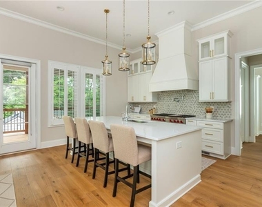 1169 Dorby Park Drive Ne - Photo Thumbnail 8