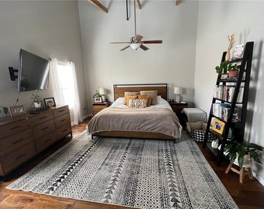 445 N Sessions Street Nw - Photo Thumbnail 11