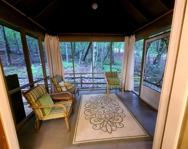 120 Rocky Stream Court - Photo Thumbnail 12