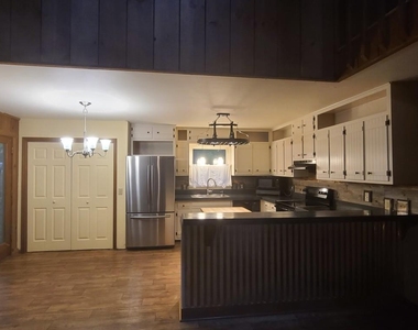 120 Rocky Stream Court - Photo Thumbnail 5