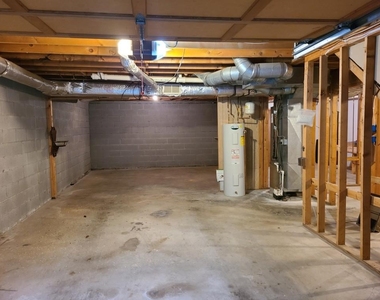 120 Rocky Stream Court - Photo Thumbnail 19