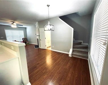 3485 Oxwell Drive - Photo Thumbnail 8