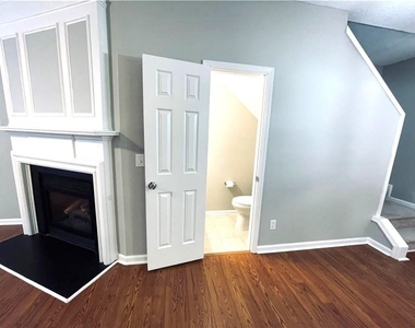 3485 Oxwell Drive - Photo Thumbnail 4