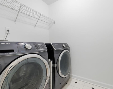 2915 Greyhawk Lane - Photo Thumbnail 26