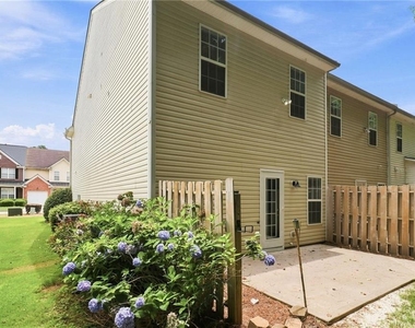 2915 Greyhawk Lane - Photo Thumbnail 27