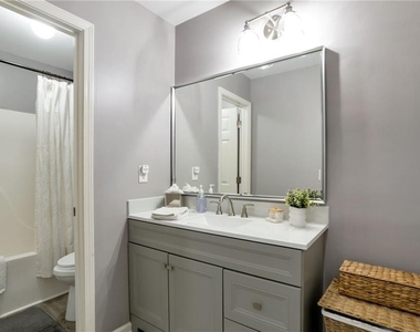 1565 Hedington Circle - Photo Thumbnail 19