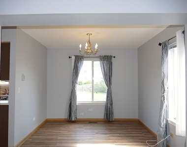 2551 Smithfield Lane - Photo Thumbnail 8