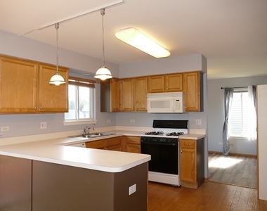 2551 Smithfield Lane - Photo Thumbnail 4