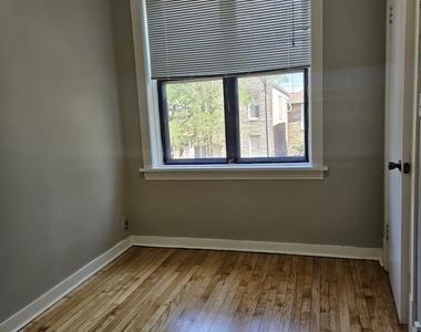 1849 W 17th Street - Photo Thumbnail 8