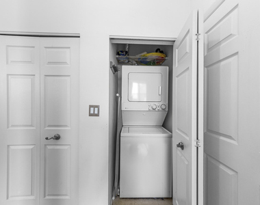 950 W Monroe Street - Photo Thumbnail 16