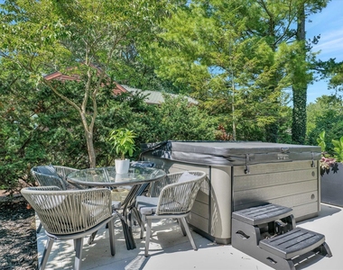 102 Greencroft Drive - Photo Thumbnail 48