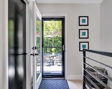 102 Greencroft Drive - Photo Thumbnail 40