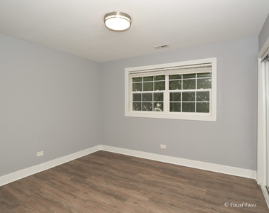 336 E Russell Street - Photo Thumbnail 7