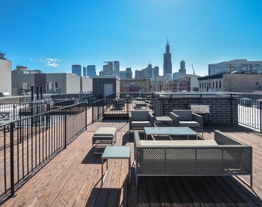 22 N Aberdeen Street - Photo Thumbnail 9