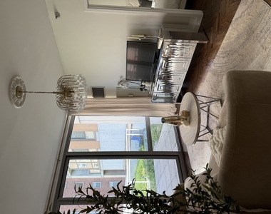 1 E 8th Street - Photo Thumbnail 25