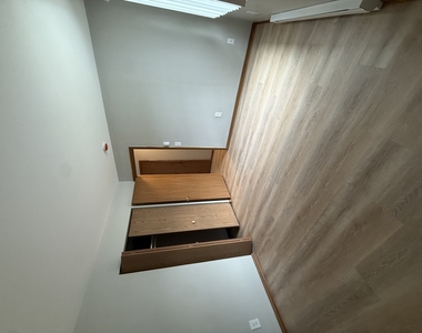 405 E Reed Street - Photo Thumbnail 5