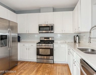 1812 Whirlaway Court - Photo Thumbnail 5