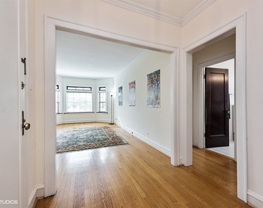 545 Hinman Avenue - Photo Thumbnail 2