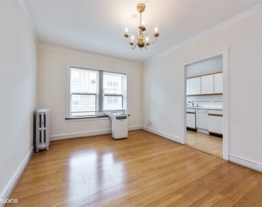 545 Hinman Avenue - Photo Thumbnail 5