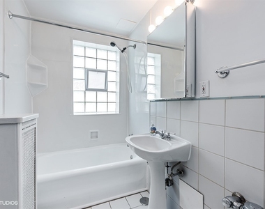 545 Hinman Avenue - Photo Thumbnail 8